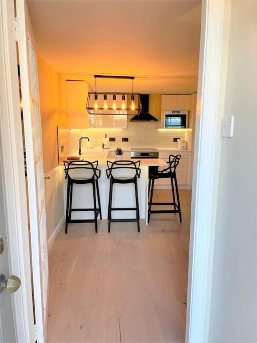 Stylish, Central And Cosy 1Bd Nr Canongate Εδιμβούργο Εξωτερικό φωτογραφία